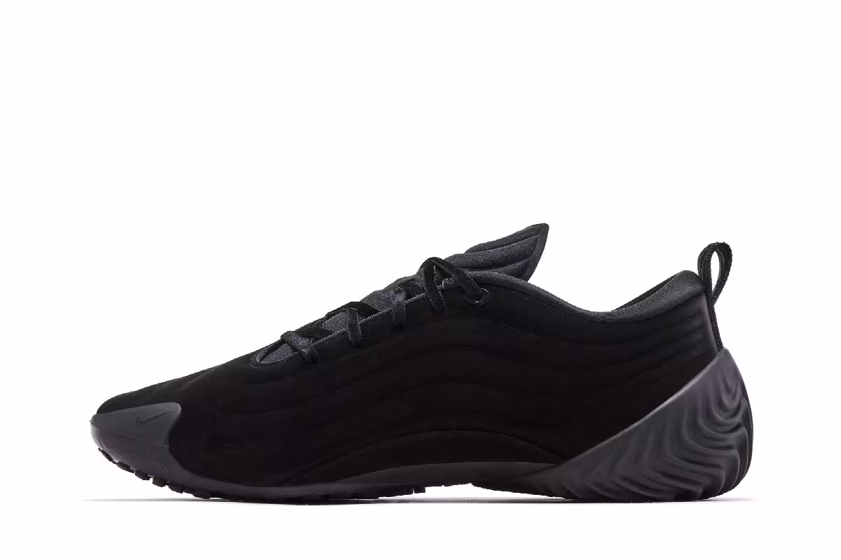 Nike Women's Astra Ultra Triple Black, view 4