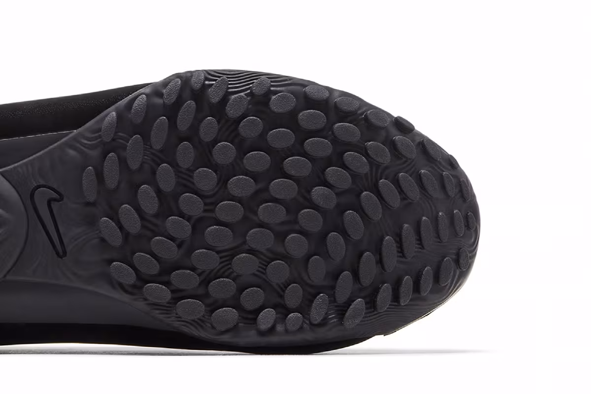 Nike Women's Astra Ultra Triple Black, view 6