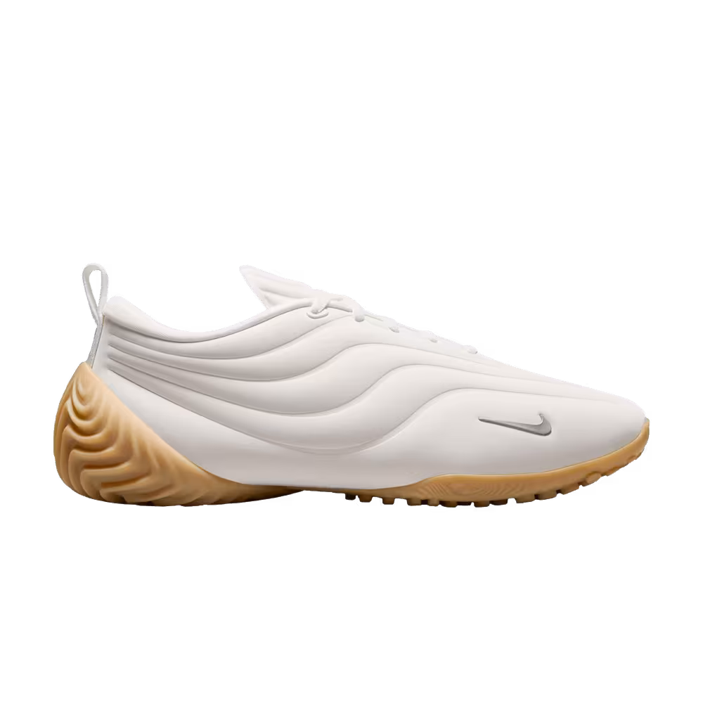 Nike Women's Astra Ultra Sail Gum