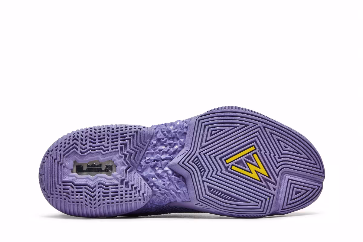 Nike LeBron Ambassador 13 Lakers, view 5