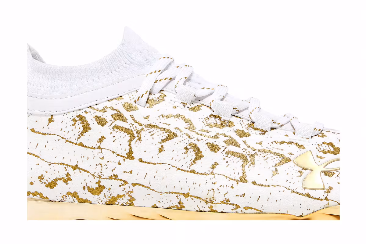 Under Armour Spotlight Lux Suede 2.0 White Metallic Gold, view 3