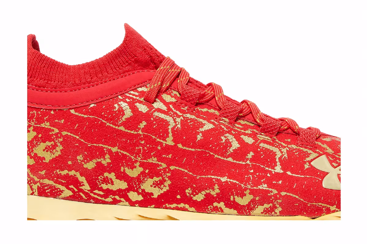 Under Armour Spotlight LUX Suede 2.0 Red Metallic Gold, view 3