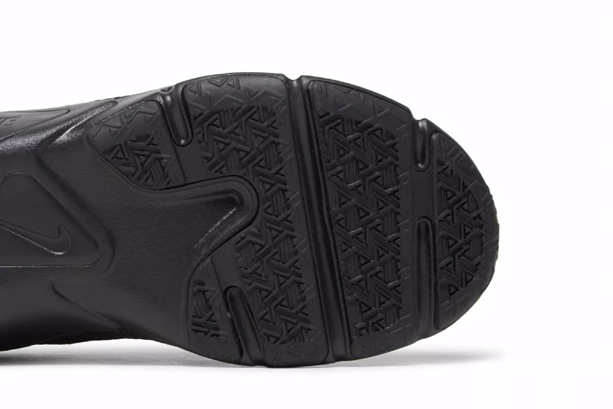 Nike Women's Legend Essential Black Anthracite, view 6