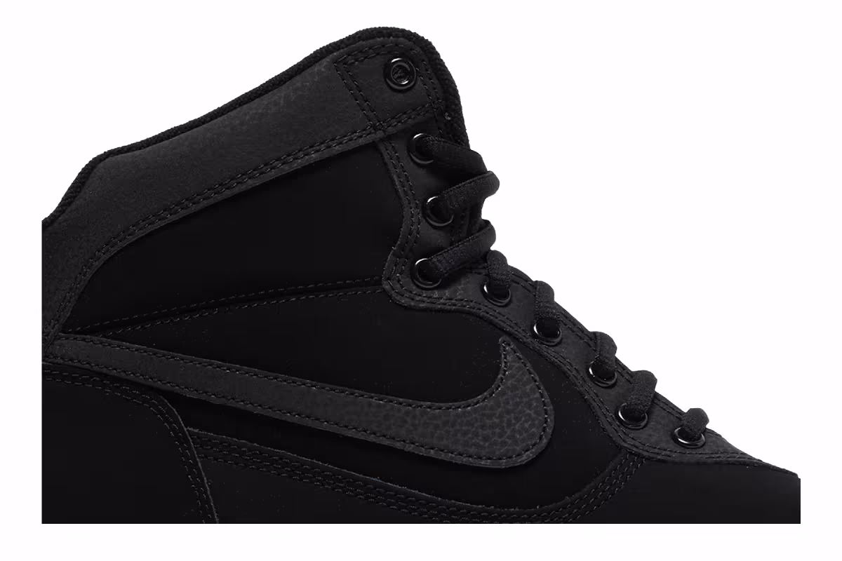 Nike Manoadome Triple Black, view 3