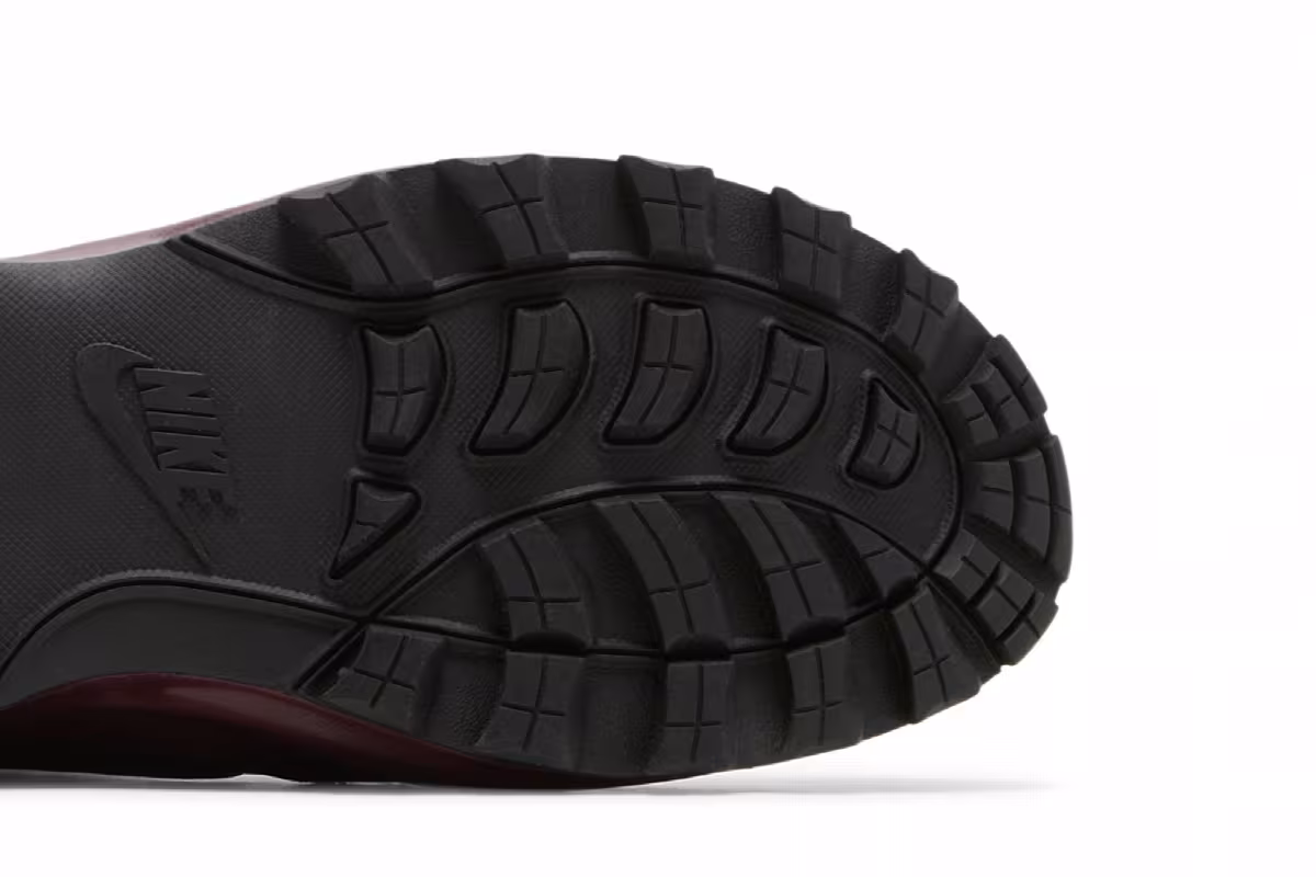 Nike Manoadome Night Maroon, view 6