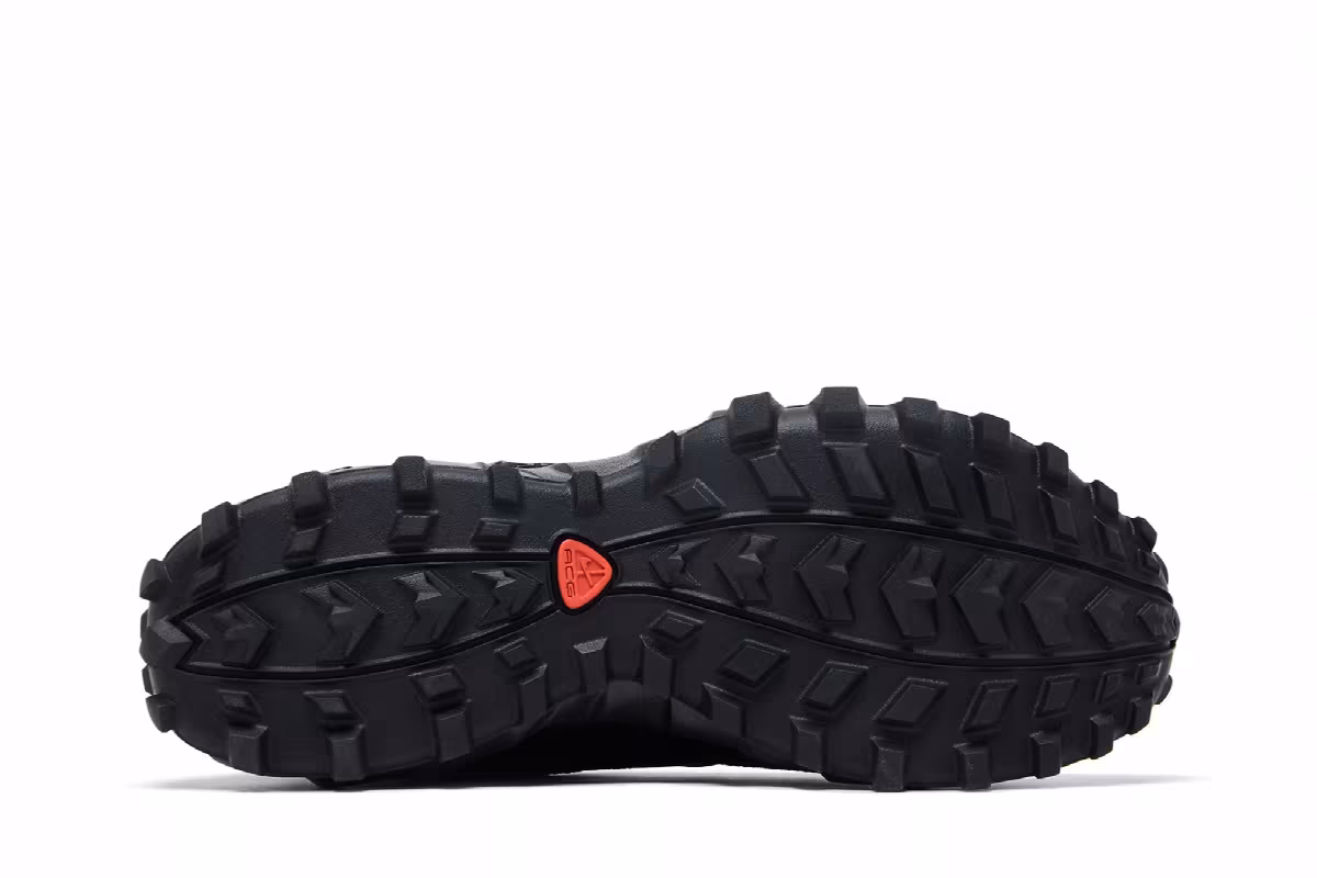 Nike Air Phassad ACG Triple Black 2025, view 5