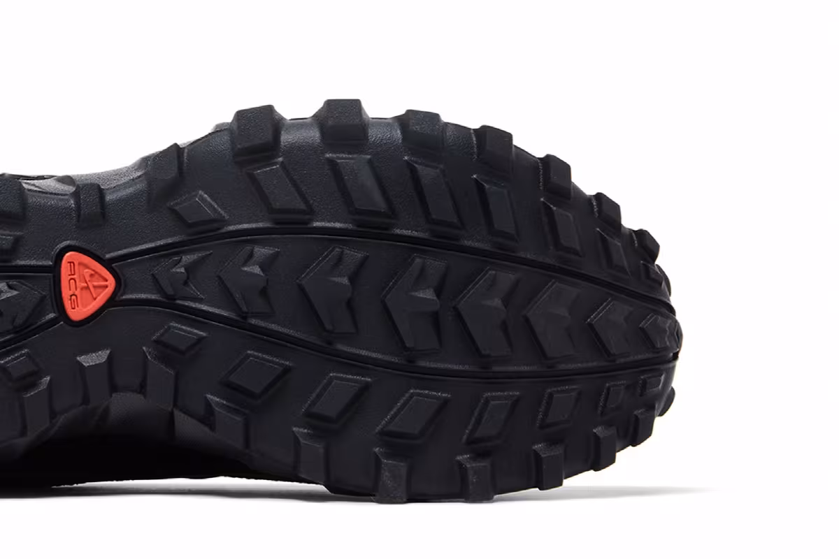 Nike Air Phassad ACG Triple Black 2025, view 6