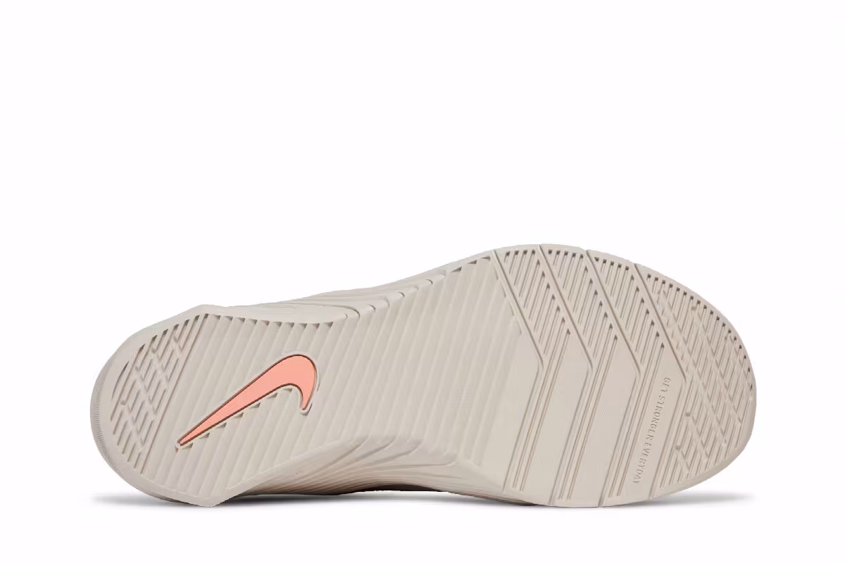 Nike Women's Metcon 6 Desert Sand Crimson Bliss, view 5