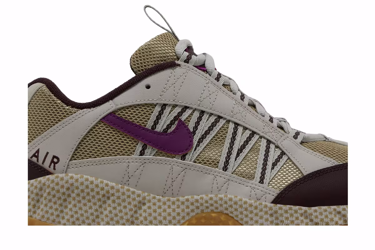 Nike Air Humara Viotech, view 3