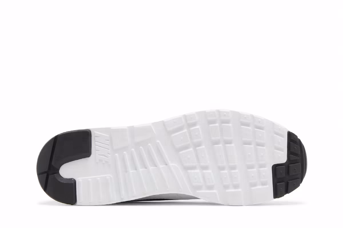 Nike Women's Air Max Tavas White Black, view 5