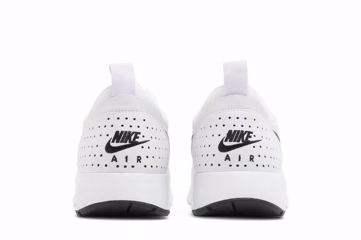 Nike Women's Air Max Tavas White Black, view 7