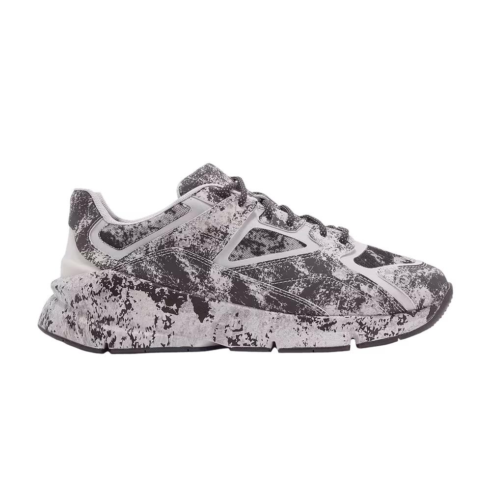 Under Armour UA Forge 96 Disrupt Cement Moon