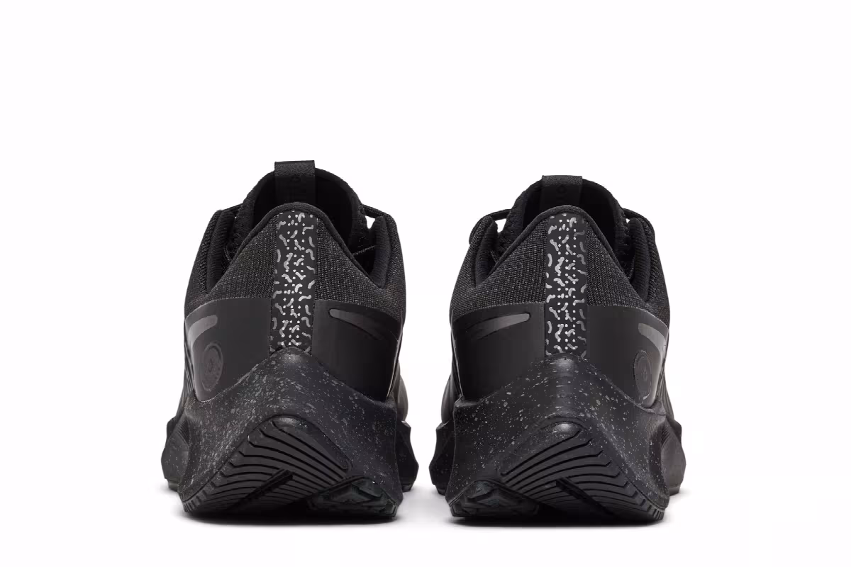 Nike Women's Air Zoom Pegasus 38 Shield Black Metallic Dark Grey, view 7