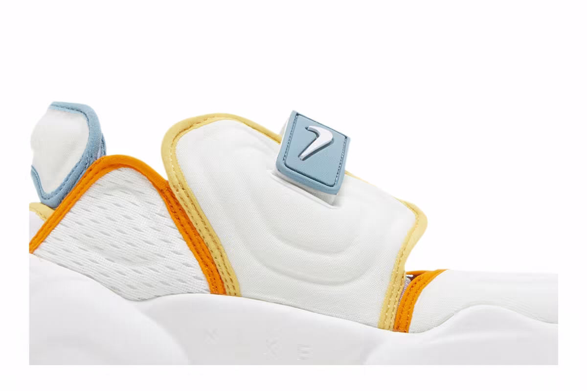 Nike Women's Aqua Rift White Cerulean Solar Flare, view 3