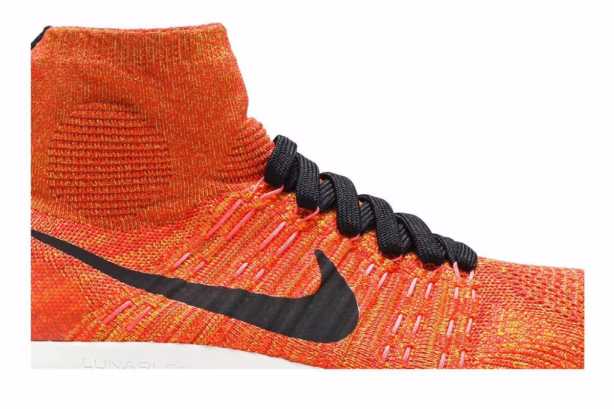 Nike LunarEpic Flyknit, view 3