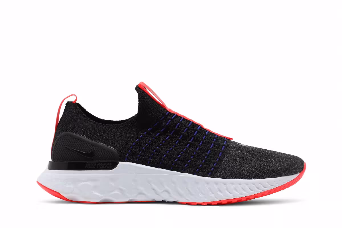 Nike React Phantom Run Flyknit 2 Black Bright Crimson, view 2