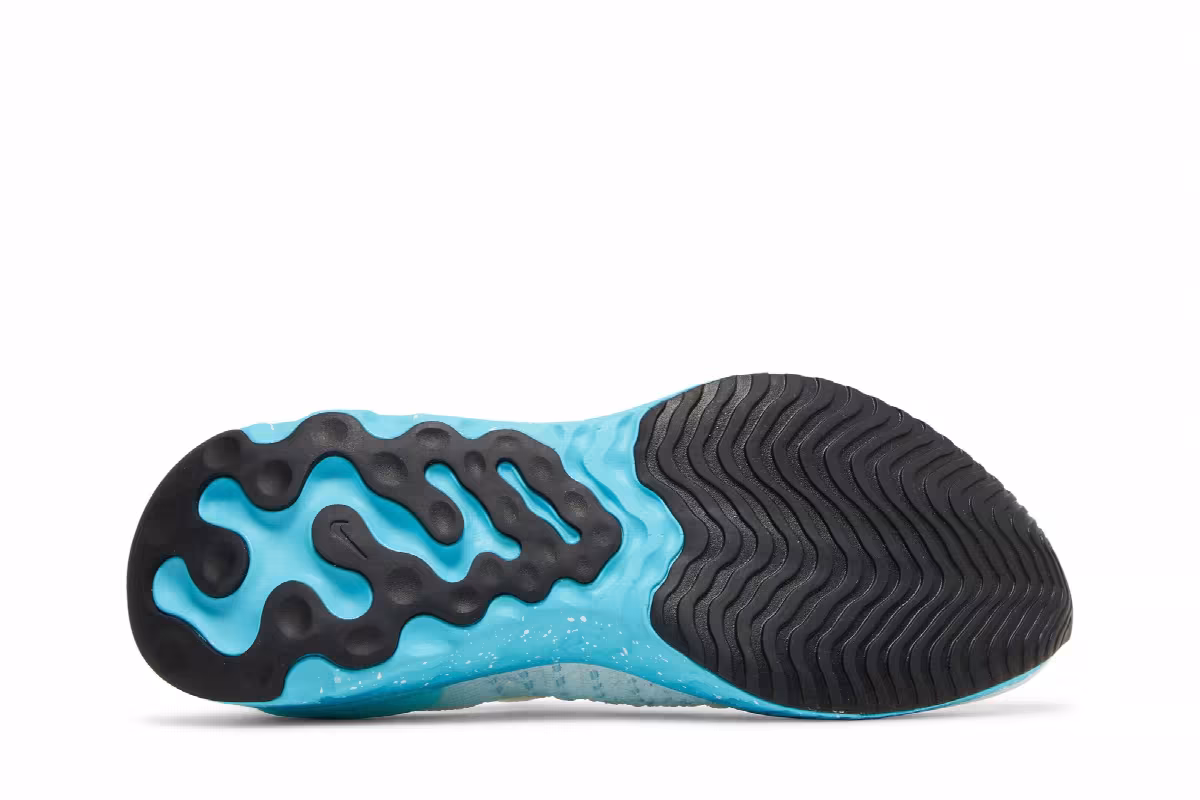 Nike React Phantom Run Flyknit 2 White Glacier Blue, view 5