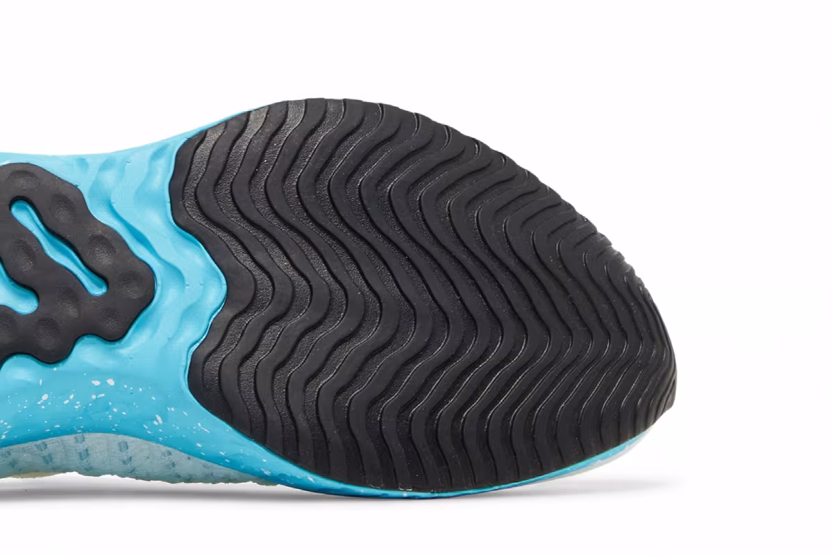 Nike React Phantom Run Flyknit 2 White Glacier Blue, view 6