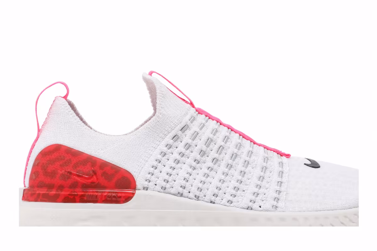 Nike Women's React Phantom Run Flyknit 2 Platinum Tint Chile Red, view 3