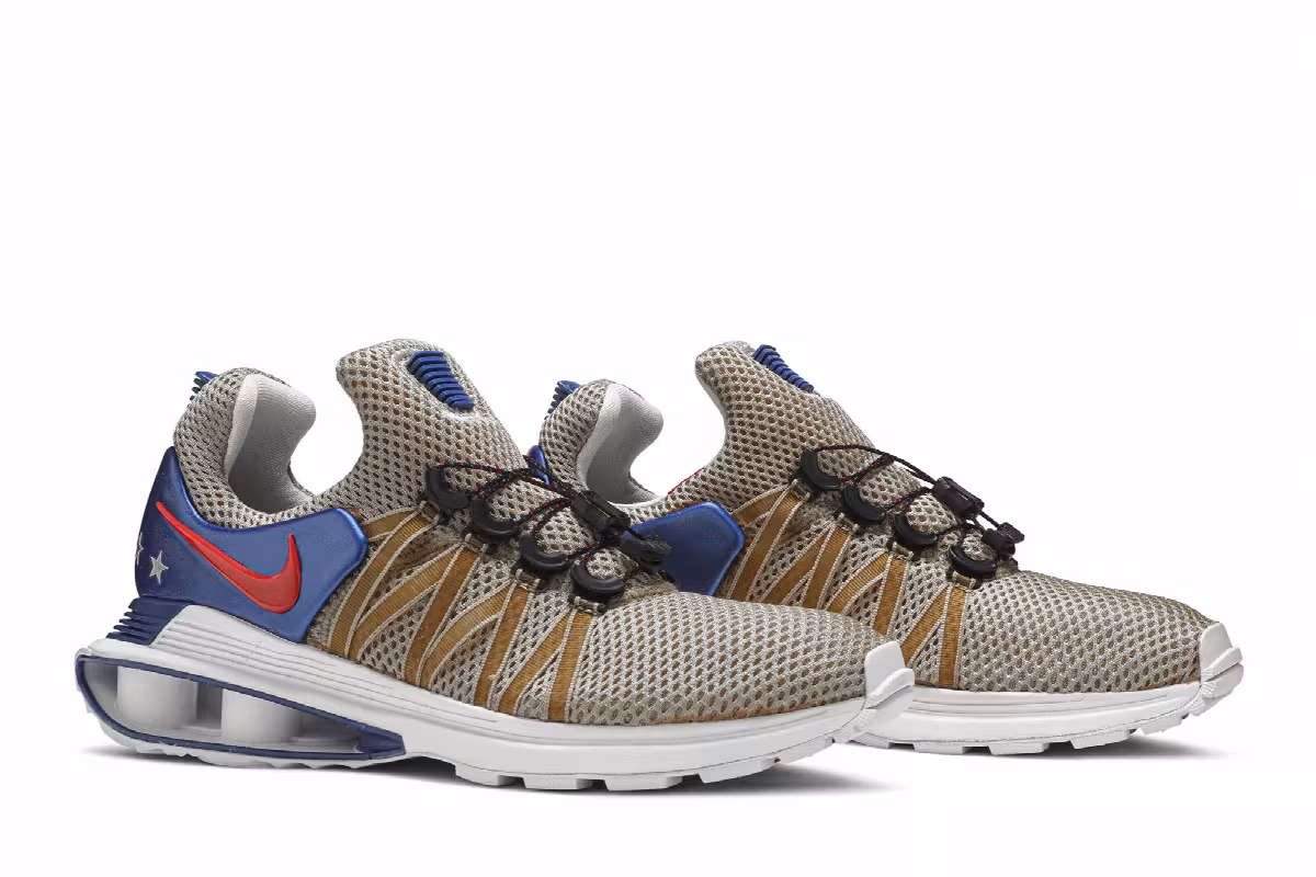 Nike Shox Gravity Metallic Gold, view 9