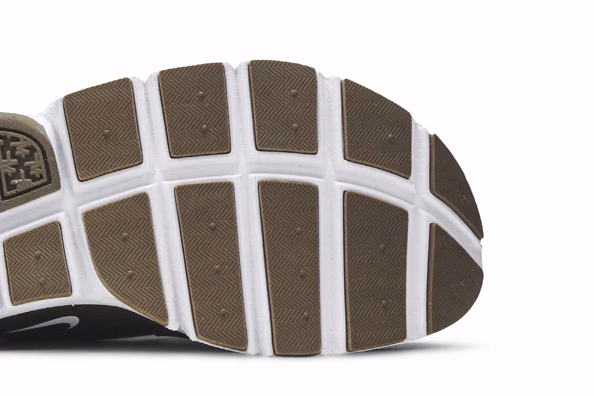 Nike Sock Dart Cargo Khaki, view 6