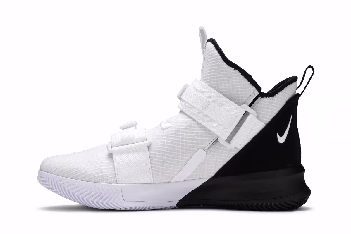 Nike LeBron Soldier 13 SFG White Black, view 4