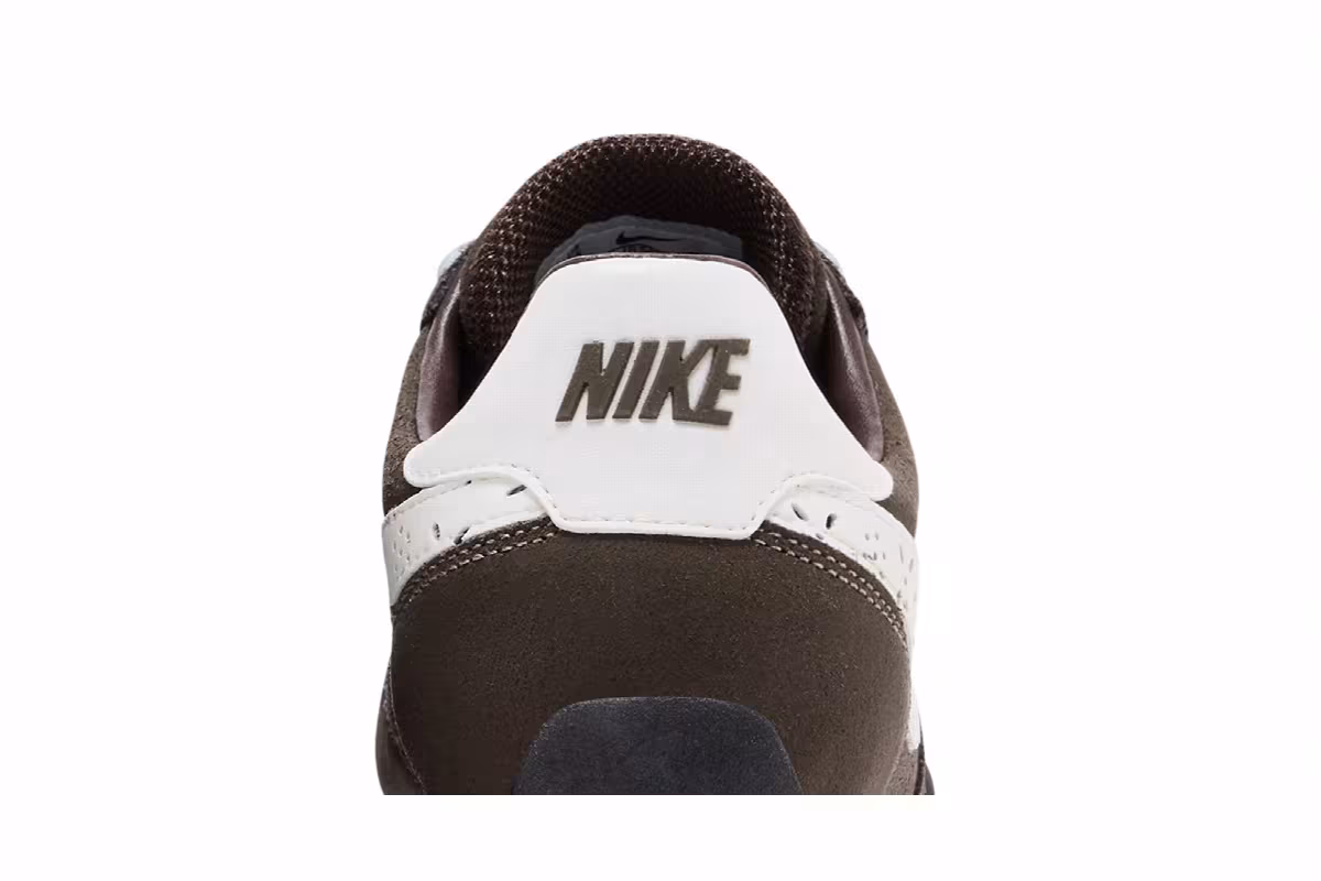 Nike Women's Sprint Sister Ridgerock, view 8