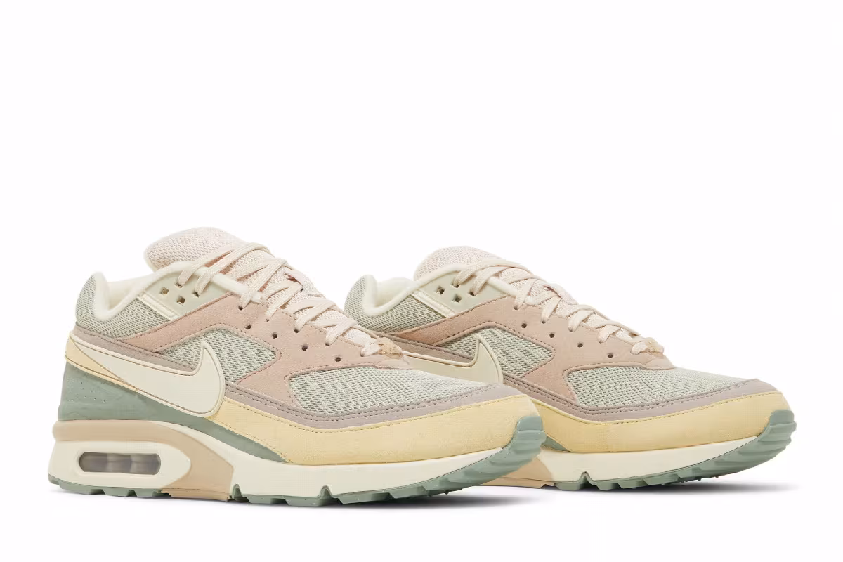 Nike Air Max BW Light Stone Coconut Milk Jade, view 9