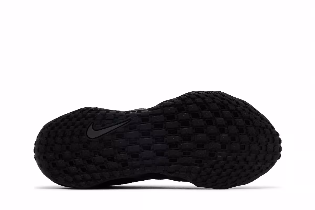 Hyein Seo x Nike Ava Rover Sequoia, view 5