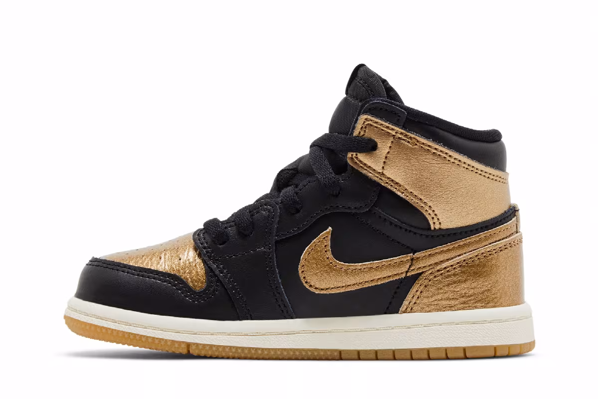 Air Jordan 1 High OG TD Black Gold, view 4