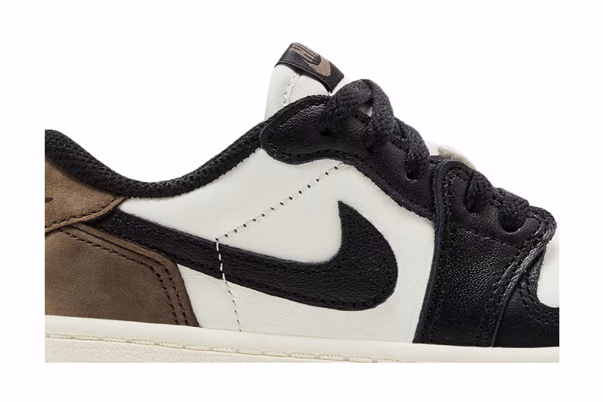 Air Jordan 1 Low OG TD Mocha, view 3