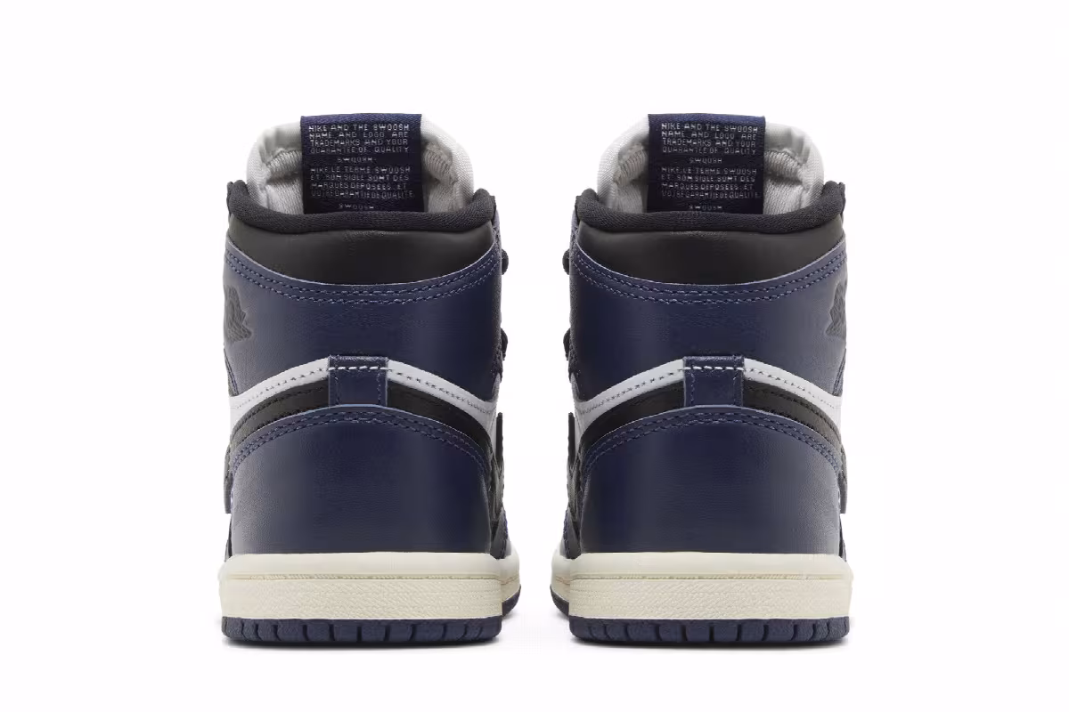 Air Jordan 1 High OG TD Midnight Navy, view 7