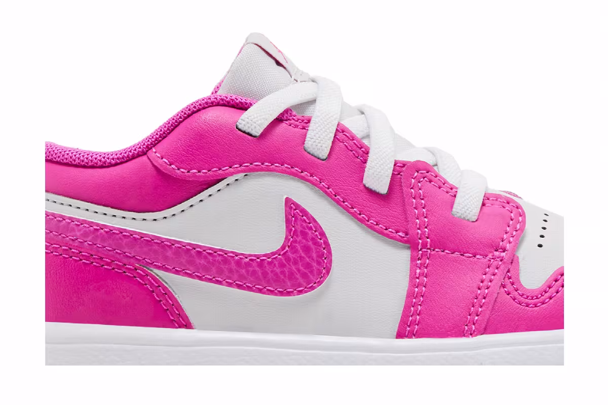Air Jordan 1 Low ALT TD Fire Pink, view 3