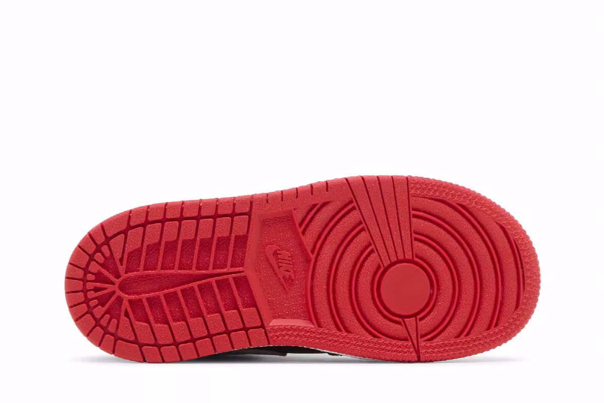 Air Jordan 1 Mid TD Bred Shadow, view 5