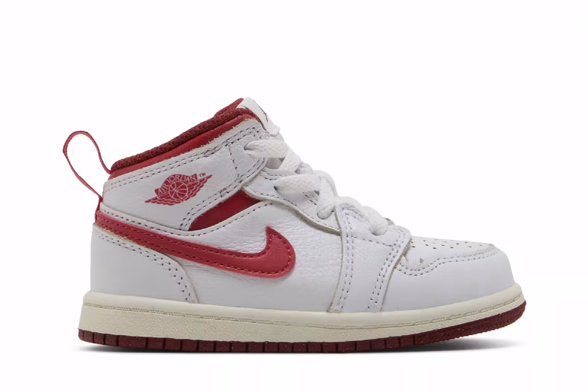 Air Jordan 1 Mid SE TD White Dune Red, view 2