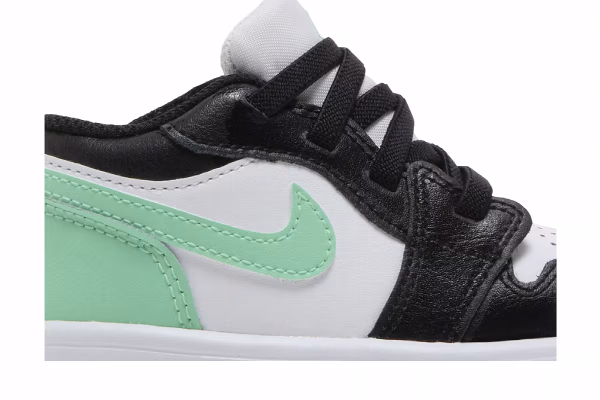 Air Jordan 1 Low ALT TD Green Glow, view 3
