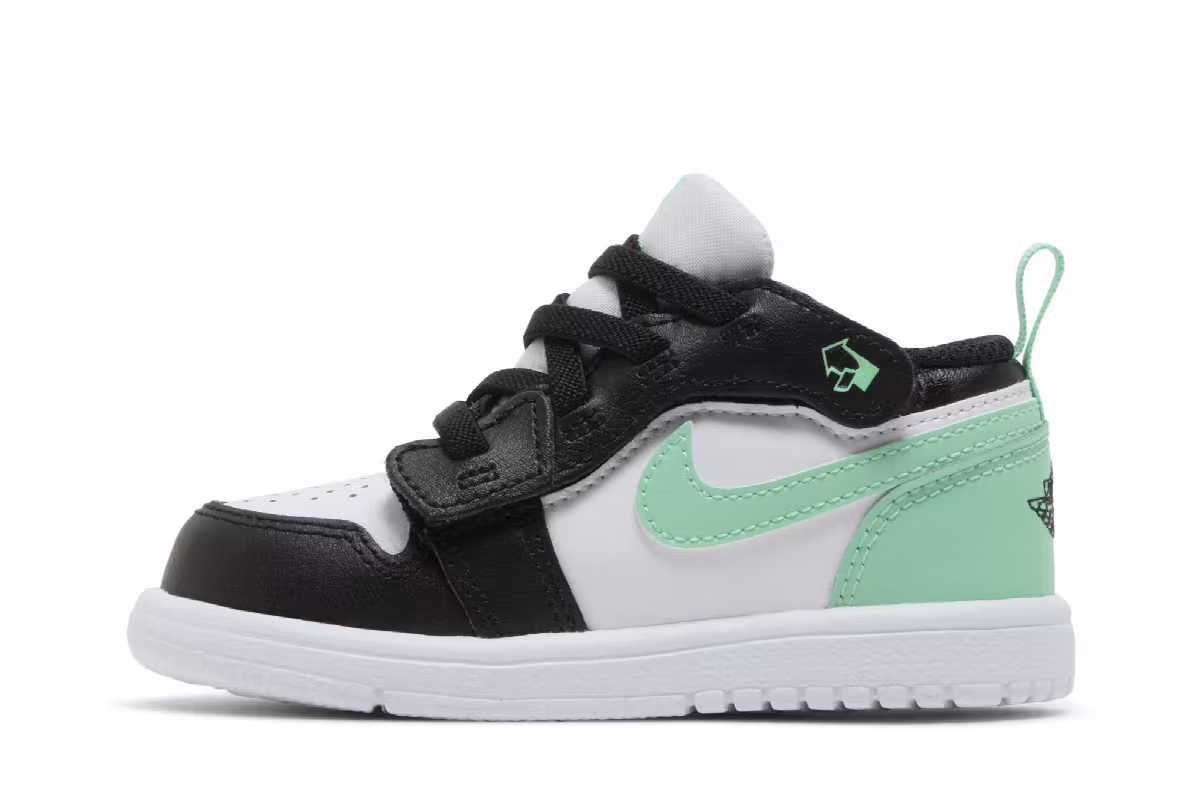 Air Jordan 1 Low ALT TD Green Glow, view 4