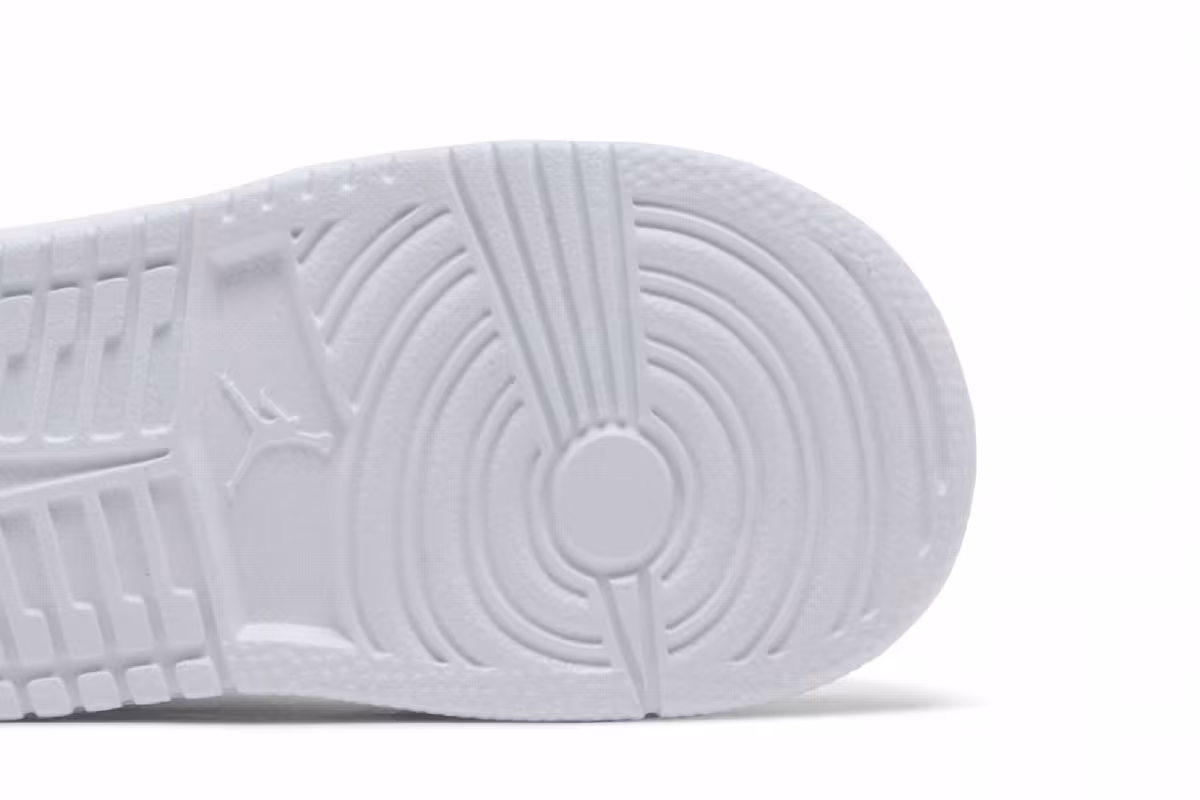 Air Jordan 1 Low ALT TD Green Glow, view 6