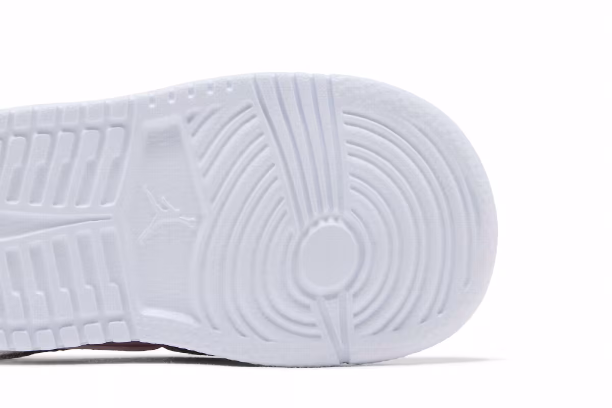 Air Jordan 1 Low ALT TD Pink Foam, view 6