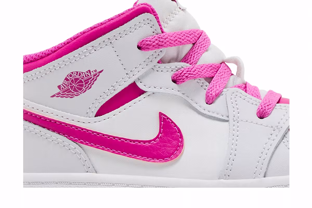 Air Jordan 1 Mid TD Fire Pink, view 3