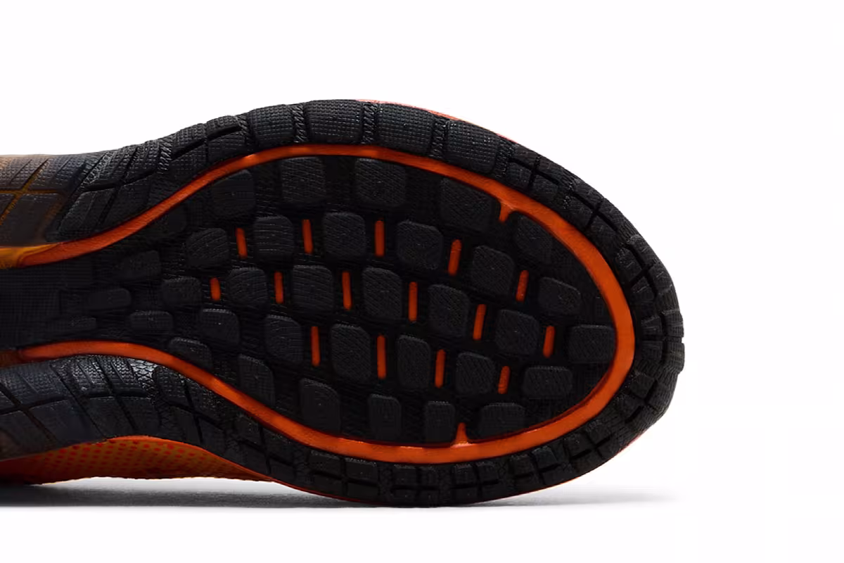 Nike Air Max Phoenix Total Orange, view 6
