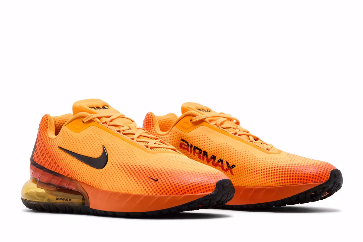 Nike Air Max Phoenix Total Orange, view 9