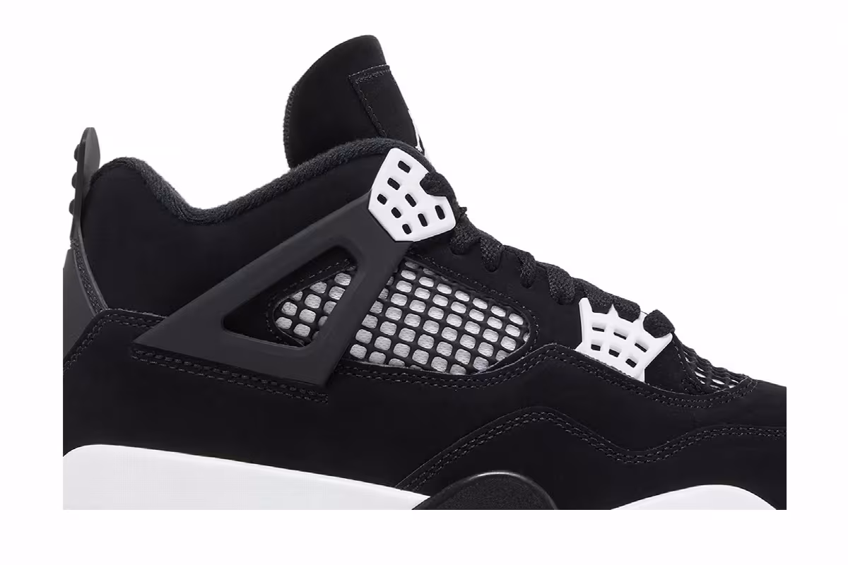 Air Jordan 4 White Thunder, view 3