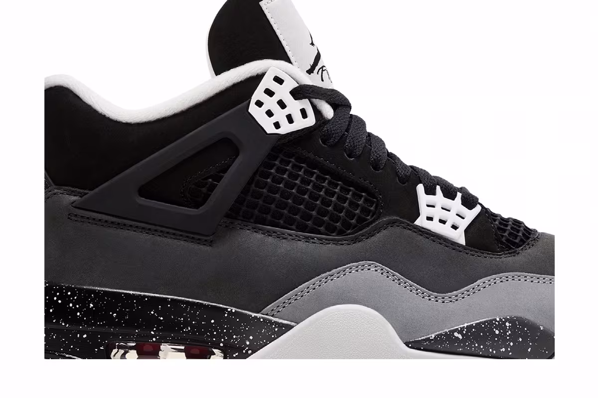Air Jordan 4 Fear 2024, view 3