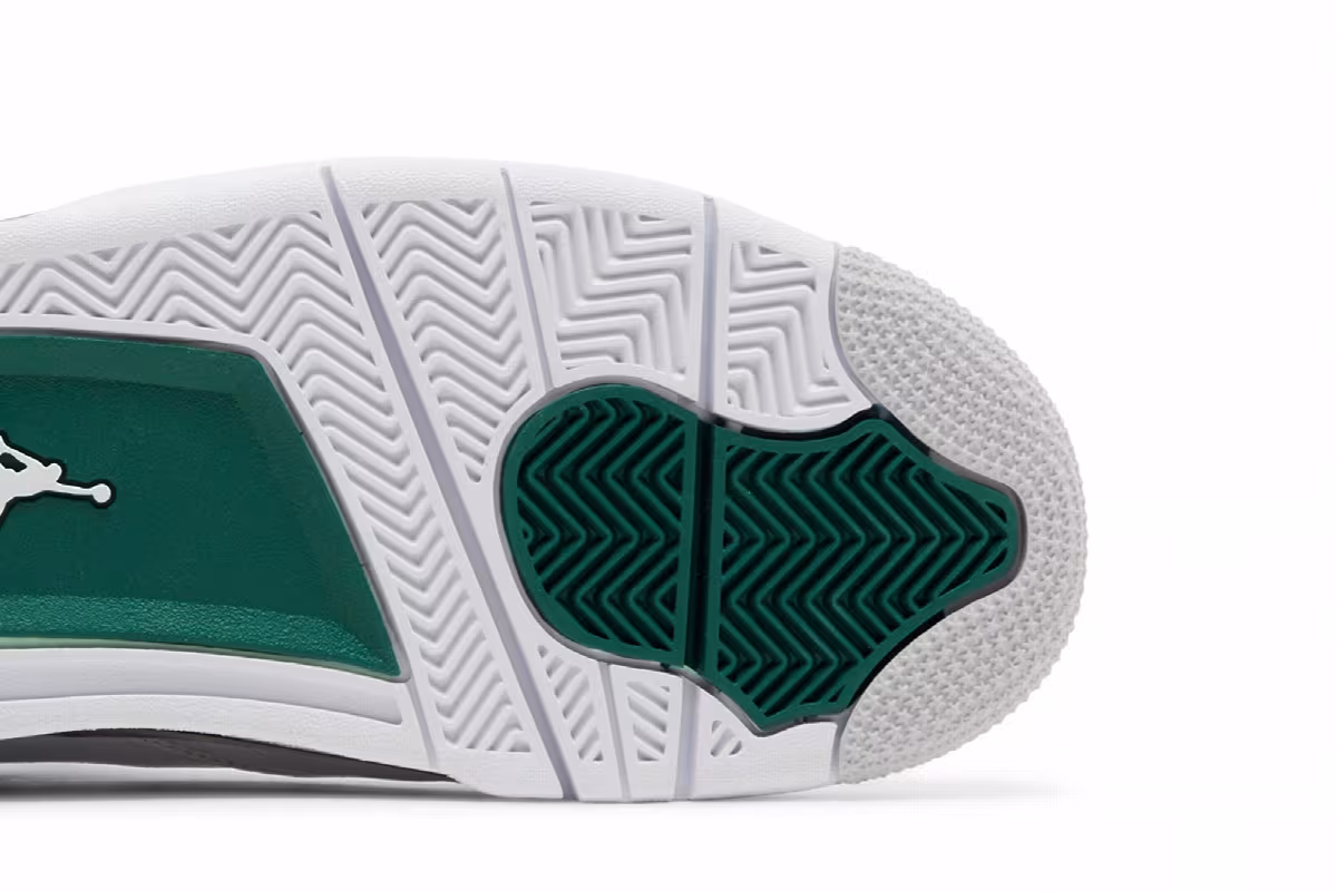 Air Jordan 4 Oxidized Green, view 6