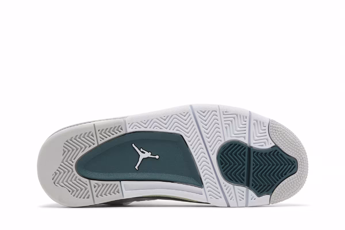 Air Jordan 4 GS Oxidized Green, view 5