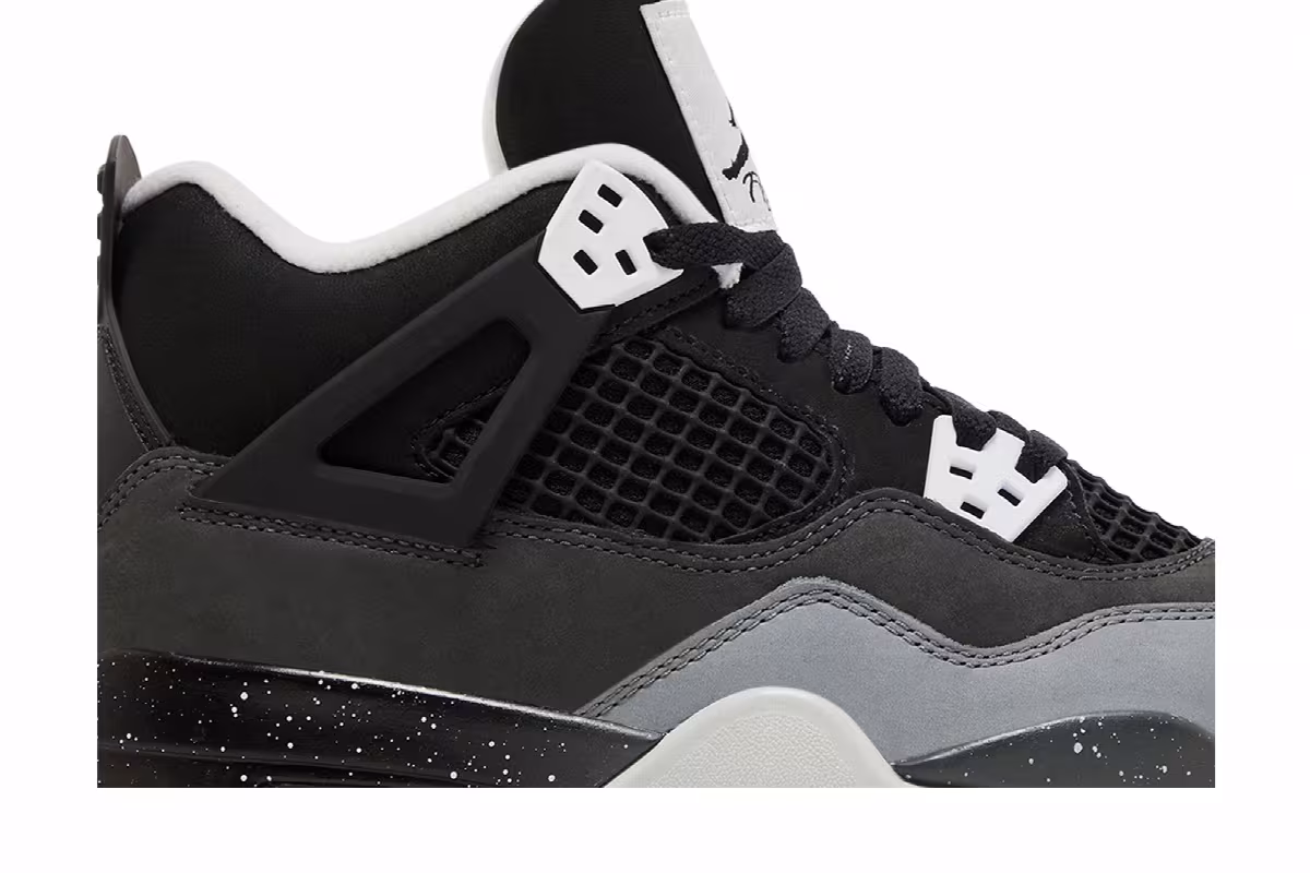 Air Jordan 4 GS Fear 2024, view 3