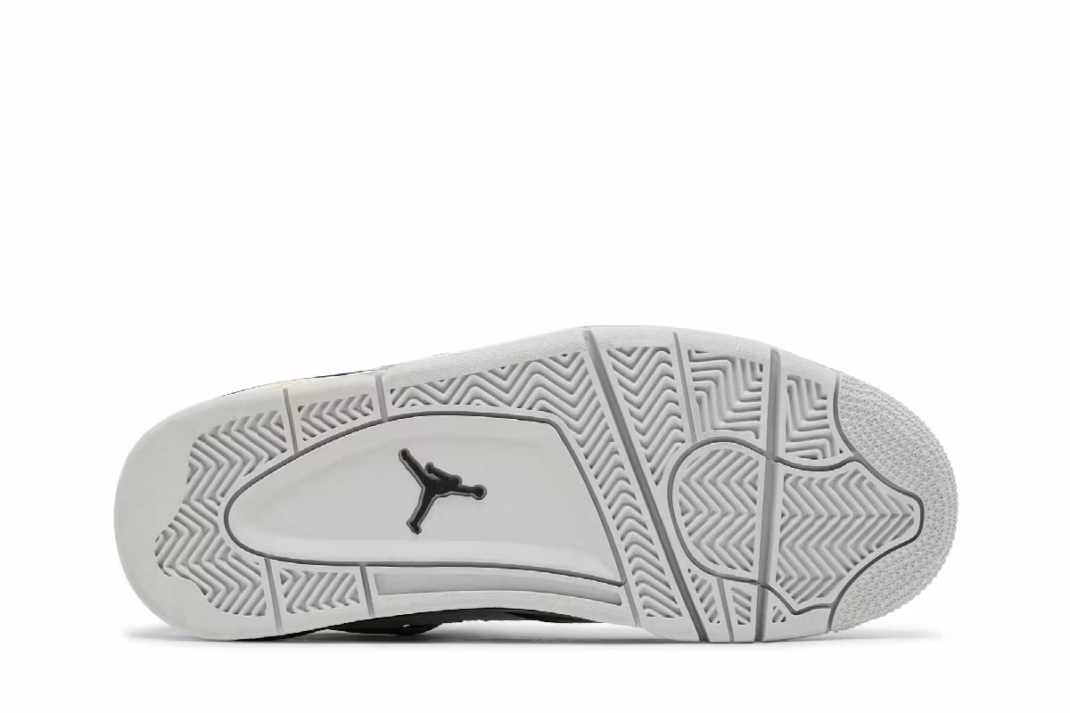 Air Jordan 4 GS Platinum Gold, view 5