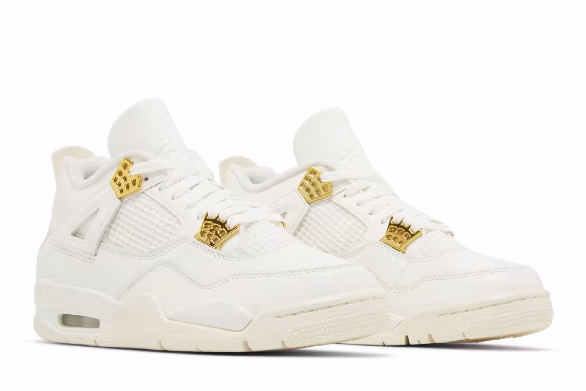 Women's Air Jordan 4 Metallic Gold, view 9