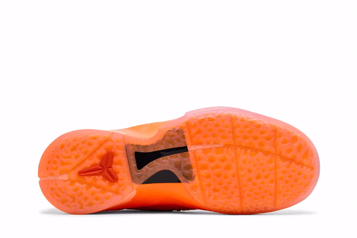 Nike Zoom Kobe 6 GS Total Orange, view 5